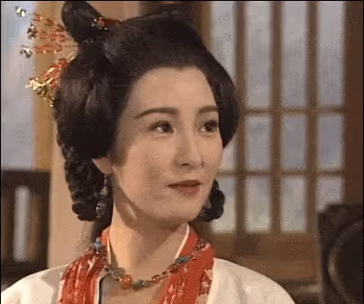 別「露肉」尬演嫵媚和風情了,三位女星告訴你,什麼叫媚骨天成!