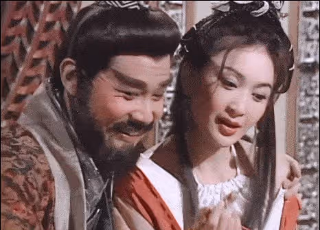 別「露肉」尬演嫵媚和風情了,三位女星告訴你,什麼叫媚骨天成!