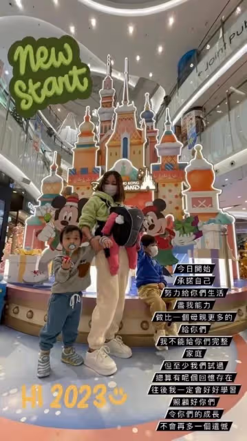 港星出軌男張致恆被拋棄，妻子官宣離婚，帶三個兒子已搬離愛巢