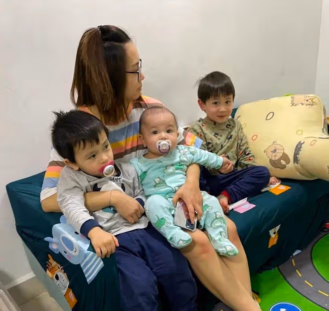 港星出軌男張致恆被拋棄，妻子官宣離婚，帶三個兒子已搬離愛巢