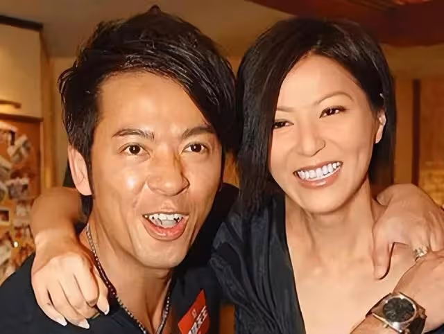 TVB知名女星慶生驚現雙下巴！富商丈夫滿頭白髮，結婚9年無兒無女
