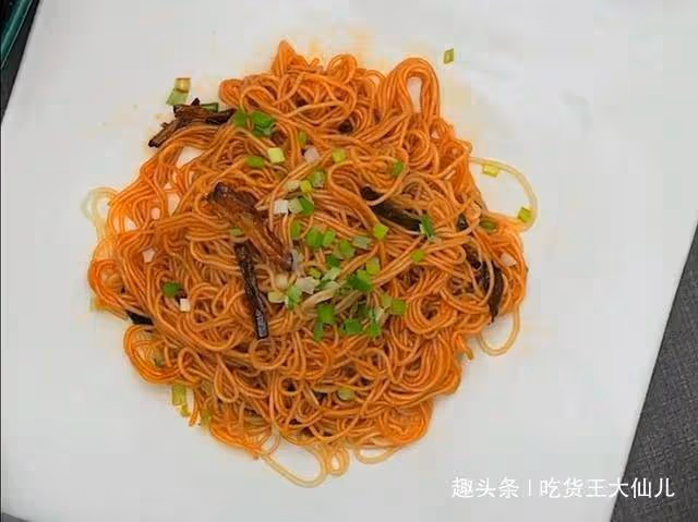 黃磊老師做了多次的蔥油拌面,簡單好吃,手殘黨也能做的好吃到爆