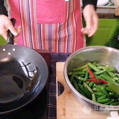 麻辣豌豆莢的做法