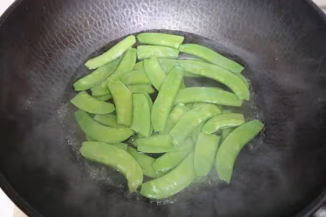 雞身上「最營養」的地方,肉販子自己留著吃,一隻雞就一個!