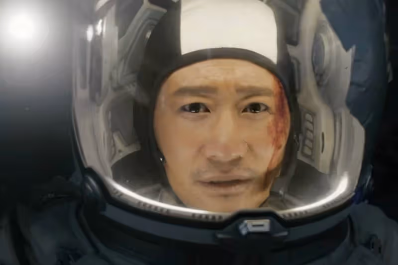 《流浪地球2》預售破1億,躲過了吳京,卻被這位68歲的男三驚艷了