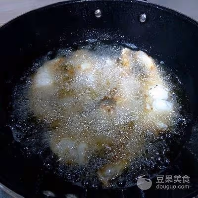 香酥爆魚的做法