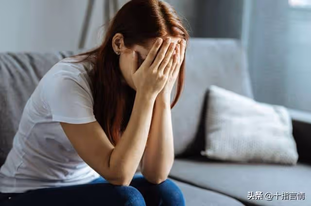 臨近過年,母親張口要兩萬塊打點親戚,女兒哭訴:你要毀了我嗎?