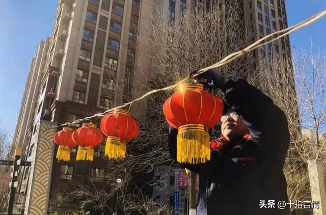 妻子給娘家準備三份紅包,共兩萬元,丈夫拆開後:過年回去扶貧?