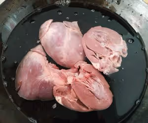 鹵豬心