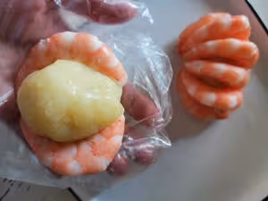 宅在家裡做美食之~燈籠蝦