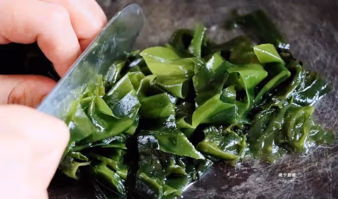 冬天,少吃海帶紫菜,多吃它!隨手一煮,補鈣又補鉀,全家都愛吃