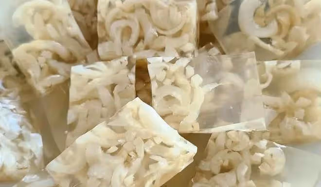第一次去東北阿姨家,看到他們做的東北菜,我實在沒有勇氣動筷子