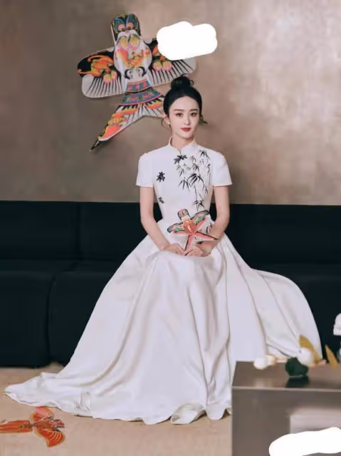 春晚女明星都太美了：趙麗穎夢回薛杉杉，坐在觀眾席的萬茜像周濤