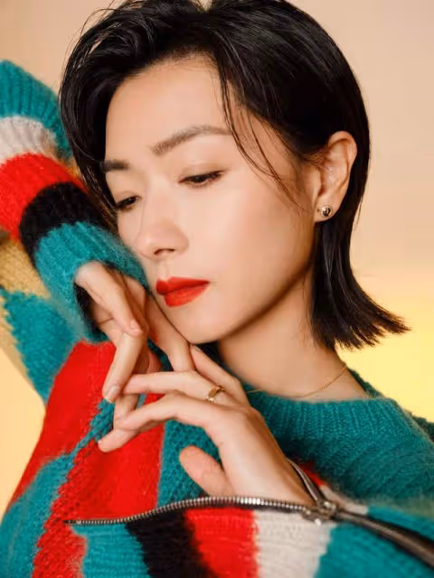 春晚女明星都太美了:趙麗穎夢回薛杉杉,坐在觀眾席的萬茜像周濤