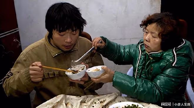 養兒子的家庭，這幾件事交給爸爸完成，媽媽別插手，孩子更受益
