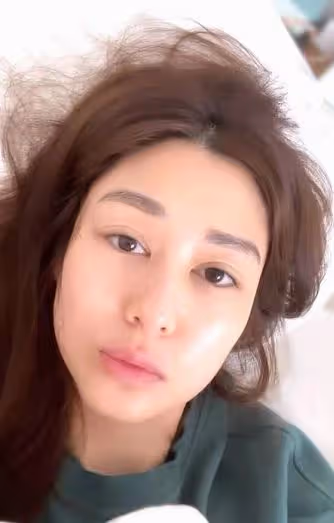 素顏出事!TVB前花旦睡前曬照現雙下巴兼老態,被網友吐槽像大媽