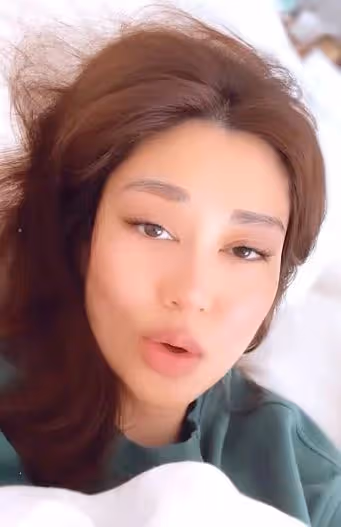 素顏出事!TVB前花旦睡前曬照現雙下巴兼老態,被網友吐槽像大媽