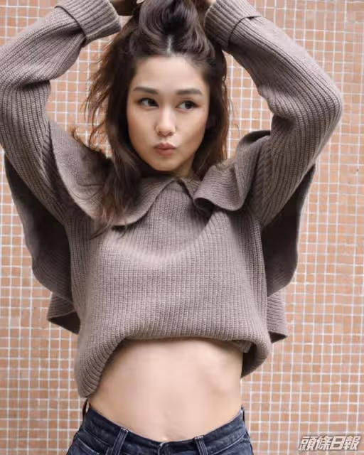 素顏出事!TVB前花旦睡前曬照現雙下巴兼老態,被網友吐槽像大媽