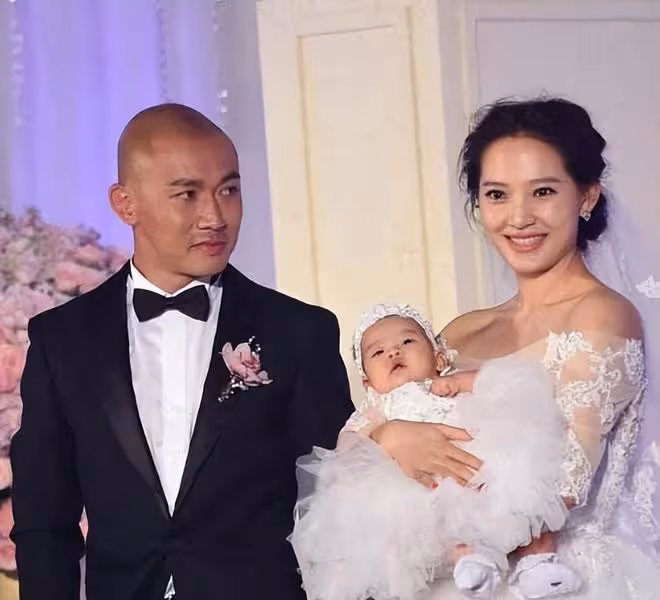 恭喜！44歲聶遠再當爹，大年初一官宣二胎出生，曬全家福幸福洋溢