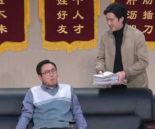 沈騰馬麗春晚臨場突發3個意外觀眾沒看出來：馬麗掉鞋跟沈騰掉麥