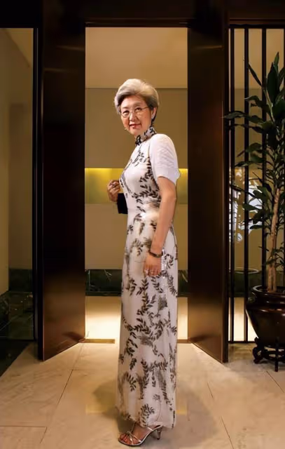 不愧是最美外交官傅瑩,69歲打扮優雅大氣,盡顯東方女性美