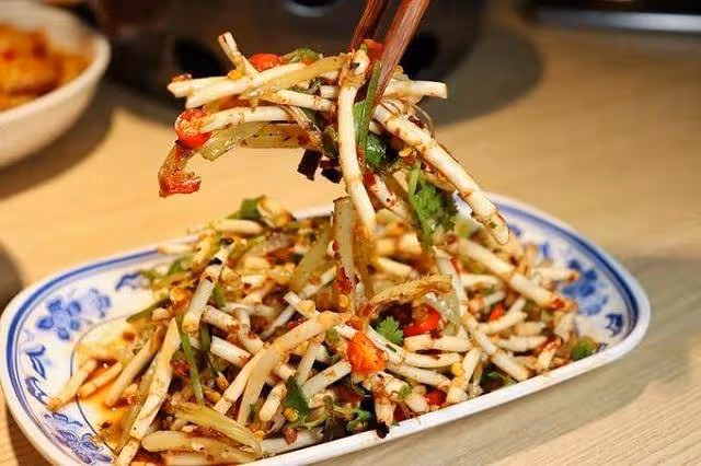 給北方人100塊，他們都不願意嘗試的4大南方美食，毛雞蛋位居榜首
