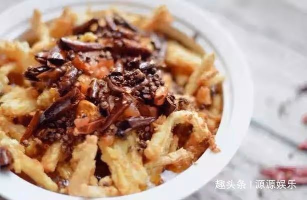 精選美食：香煎肉餡油豆腐，熗鍋腐竹，五彩窩窩頭，酸菜白肉做法