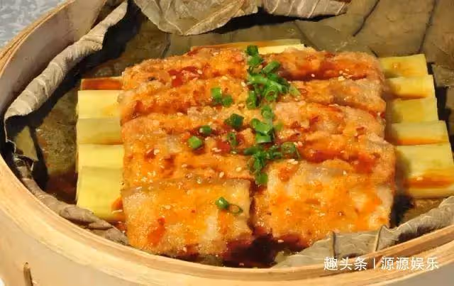精選美食:蒜苗燒千頁豆腐,荷葉粉蒸肉,鳳梨咕嚕蝦,番茄魚片