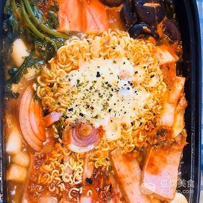 韓國部隊火鍋的做法