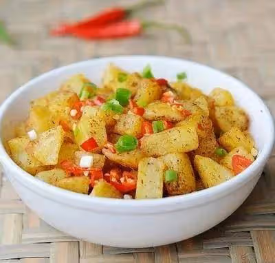 美食精選：高營養雞湯，鍋巴土豆，美滿團圓，蝦仁豆腐