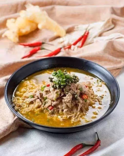 美食精選:重慶芋兒雞,蒜苔燒鮁魚,酸湯肥牛,糟煨冬筍