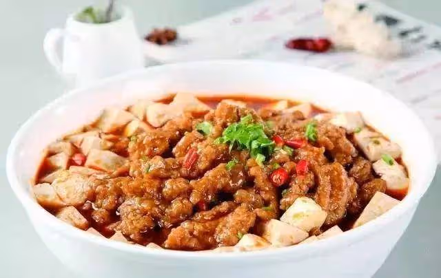 美食精選:糯米桂花藕,臘鴨腿燴油豆腐,紅燒大蝦,豆花酥肉
