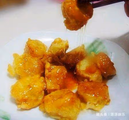 美食精選:拔絲香蕉,麻婆蒸蛋,咖喱菌菇蔬菜火鍋,香椿拌黃豆