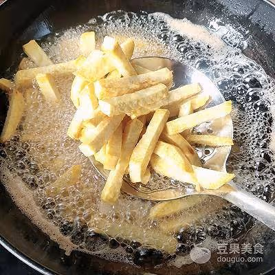 麻辣你的雞翅魷魚蝦香鍋