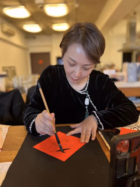 婆婆80大壽在除夕!郁方「換一種方式祝壽」親手寫祝福 為長輩添壽「見這一幕」心疼哭了