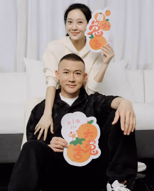 兩個兔寶寶長相首曝光!聶遠小9歲嬌妻生二胎,鄭嘉穎三胎似混血