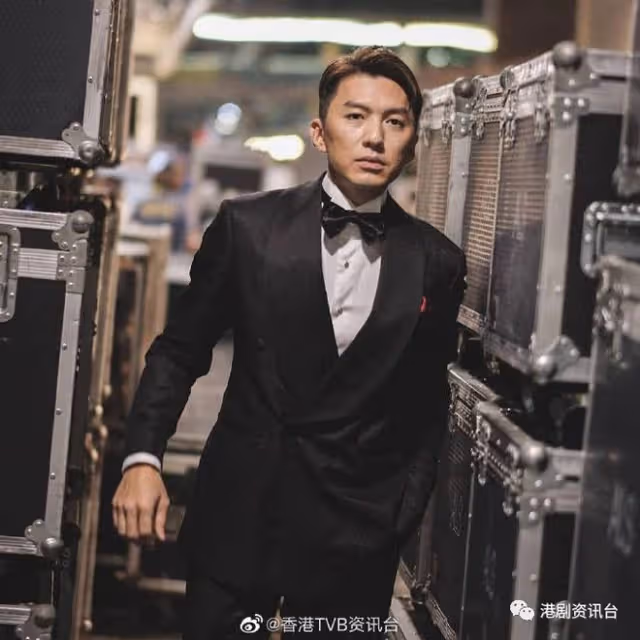袁偉豪好介意被叫「億萬駙馬」！ 感謝太太張寶兒在旁輔導：好辛苦！