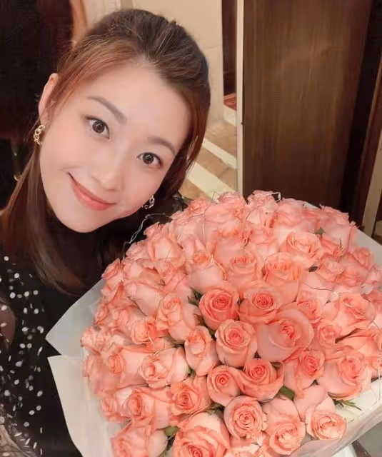 屢傳婚變!41歲TVB最索人妻曬年夜飯,老公時隔一年返港未見身影