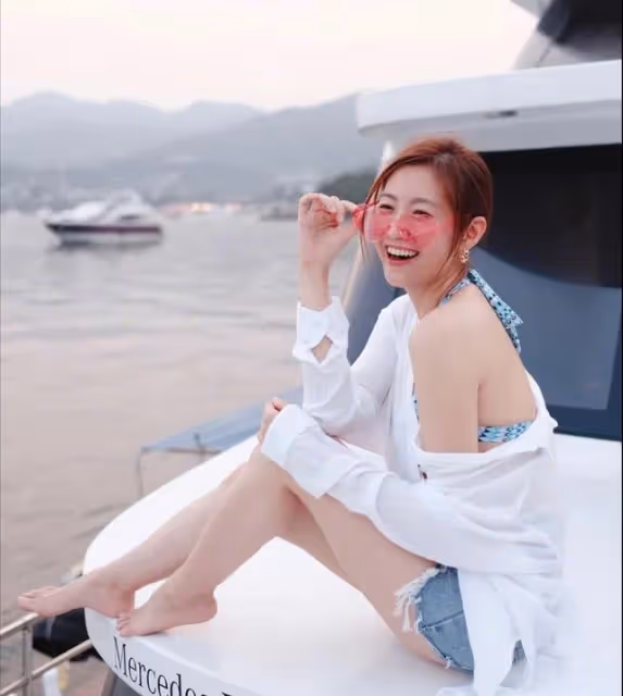 屢傳婚變!41歲TVB最索人妻曬年夜飯,老公時隔一年返港未見身影