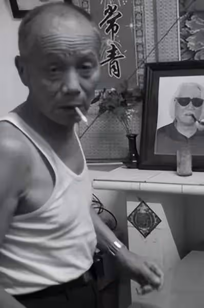 成龍:過年不問女兒及老家親戚,卻給房祖名發大紅包,被指不仁義