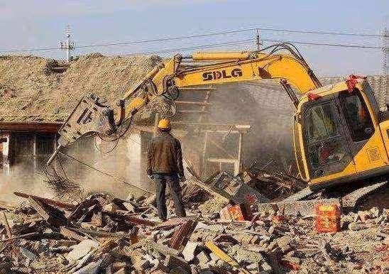 「執拗」釘子戶，叫價8000萬賠償，遲遲不妥協，結果卻大快人心
