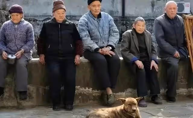 為何說不能對兄弟姐妹太好？68歲大爺直言：我活了大半輩子才明白