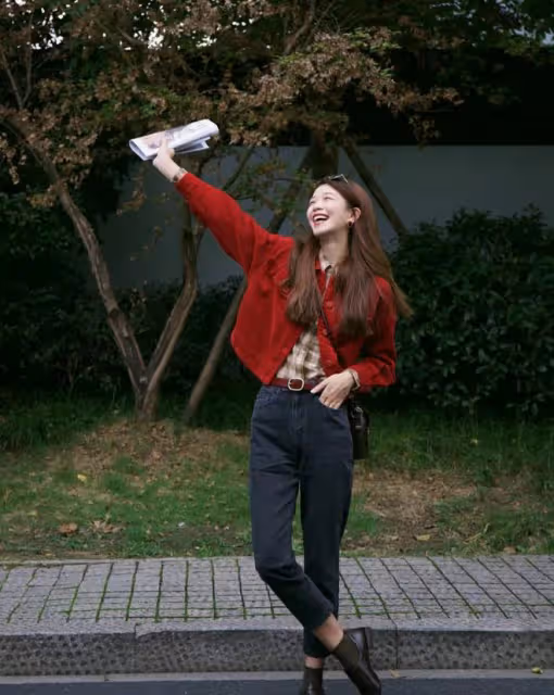 這才紅色搭配的正確打開方式呀，時髦洋氣，誰穿誰好看