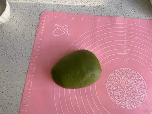 抹茶紅豆沙小麵包