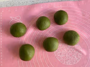 抹茶紅豆沙小麵包