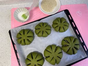 抹茶紅豆沙小麵包