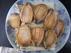 超香超香的蒜蓉鮑魚