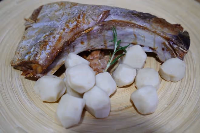 烤金槍魚下巴(脖子)