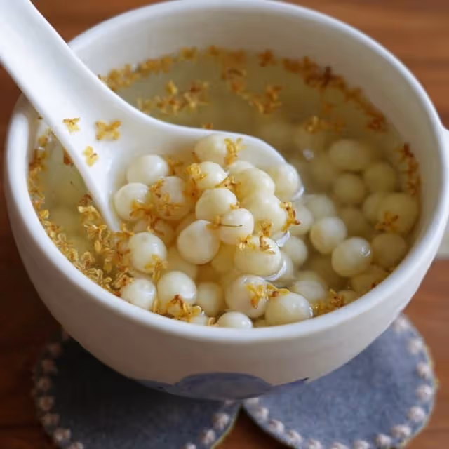 秋天來一碗熱乎乎的雞頭米呀🥣～