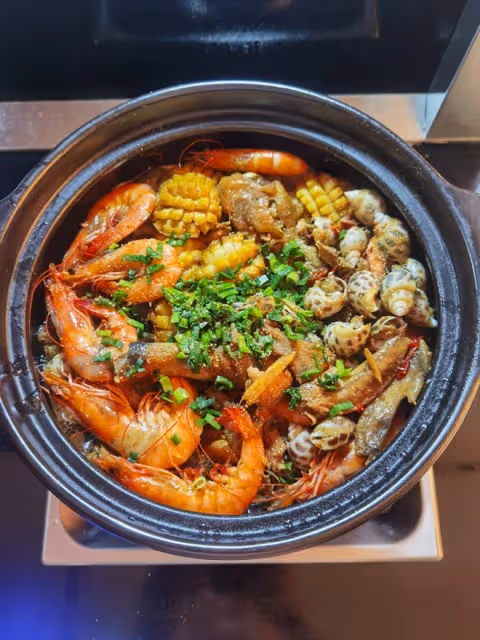 極美味的鮑魚花螺蝦燜雞